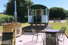 Shepherds hut with hot tub