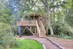 Tinkers Treehouse at Downash Wood Treehouses