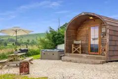 Forget Me Not Pod with hot tub