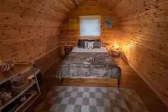 Large pods (Magpie) interior