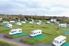 Fully Serviced Seasonal Pitches at York South Holiday Lodge and Touring Park