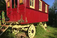 Showman's Wagon at Wriggles Brook Gypsy Wagon BandB