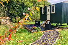 Pond View Shepherd's Hut at Oxton Hill Hideaway