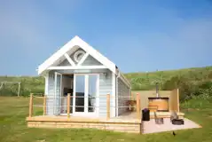 Deluxe Beach Hut (Pet Free) at Sauchope Links Park