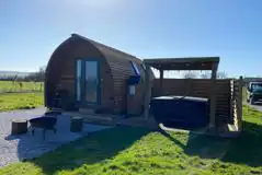 Ensuite Deluxe Wigwam Pod With Wood Fired Hot Tub (Pet Free) at Wigwam Holidays Ribble Valley