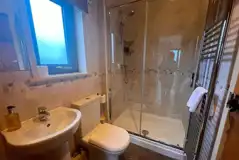 Osprey lodge ensuite