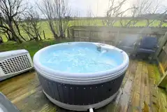 Skylark lodge hot tub