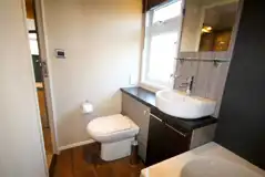 Skylark lodge ensuite