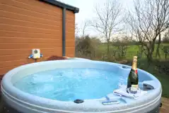 Skylark lodge hot tub