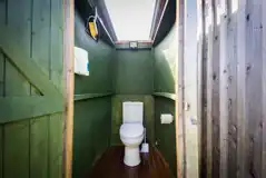 Barafundle Yurt bathroom
