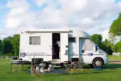  Non Electric Grass And Gravel Motorhome Pitches at The Willows