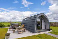 Alanna glamping pod