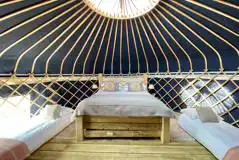 Shepherd's Purse (Pet Free With Hot Tub) at Wild Meadow Glamping