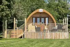 Rosy Glamping Pod with Hot Tub (Pet Friendly) at Southwell Retreat