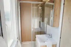 Glamping cabin ensuite toilet and shower Glamping cabin ensuite toilet and shower