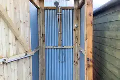 Chestnut shower cabin