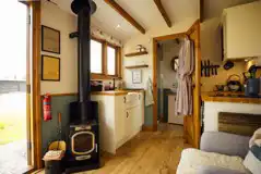 Maiden shepherds hut interior (pet free)