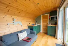 Hare's Retreat glamping cabin