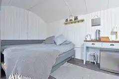 Dahlia,Lavender and Fuchsia glamping pod interior Dahlia,Lavender and Fuchsia glamping pod interior