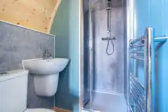 Large Gold glamping pod ensuite Large Gold glamping pod ensuite