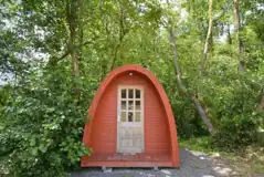 Couples pod - pet friendly