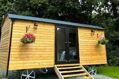 Owain shepherd's hut