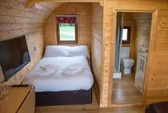 Ensuite glamping pod interior