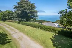 Small non electric pitches