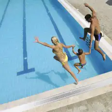 Campsites with swimming pools Campsites with swimming pools