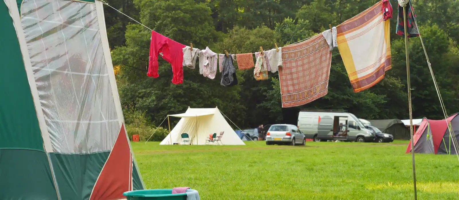 Pitch up clearance tent