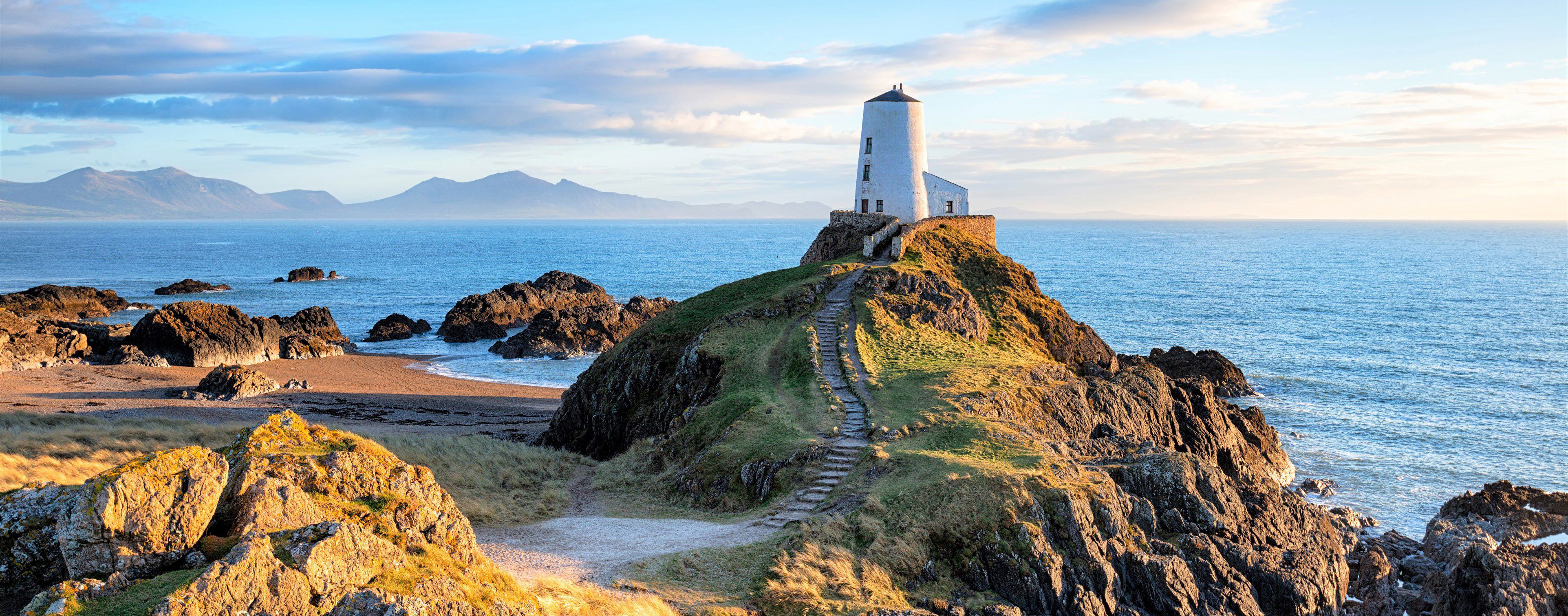 40+ campsites in Anglesey