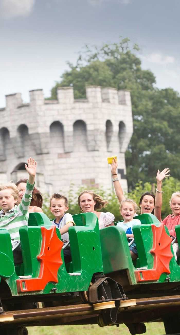 Campsites near LEGOLAND Windsor Resort and theme park