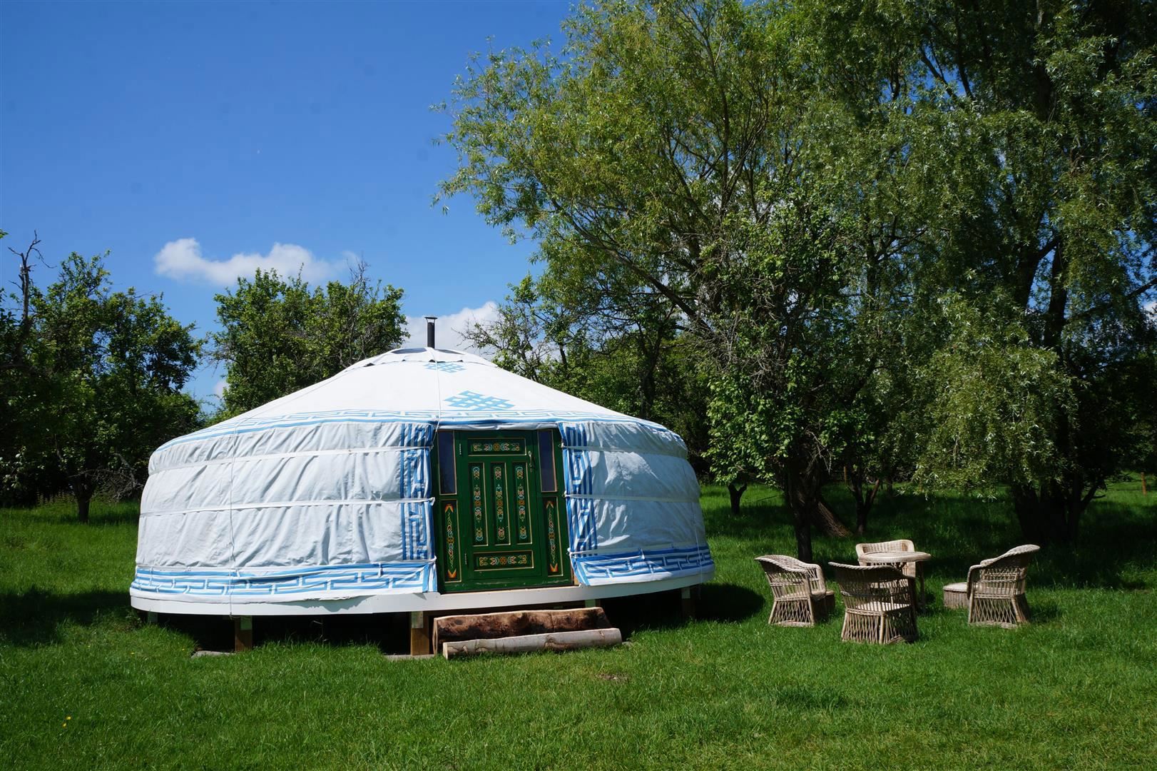 Cotswold yurts - the best yurt holidays 