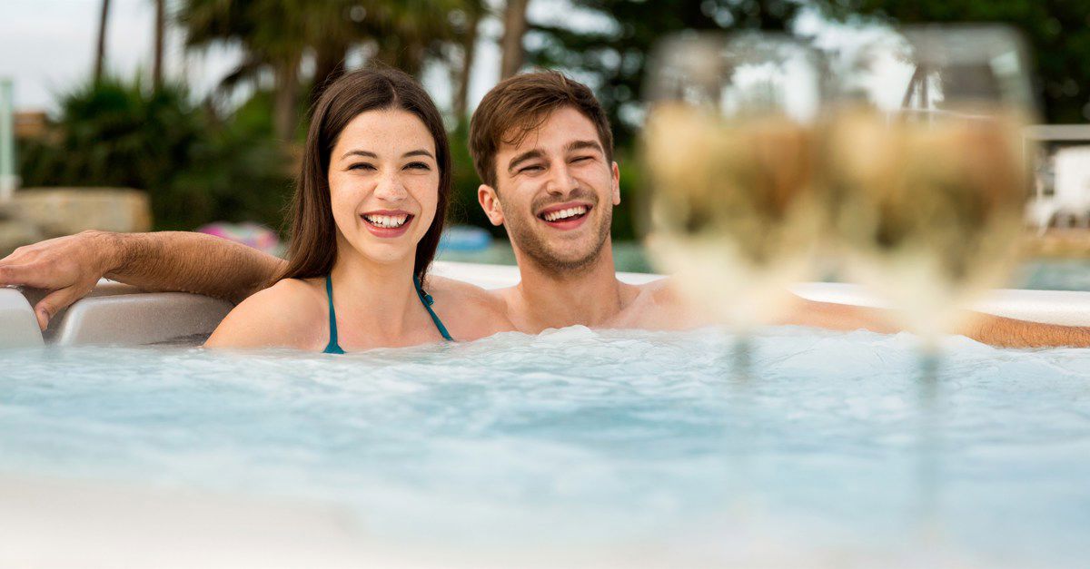 Glamping with hot tubs in Shropshire private hot tub luxury!