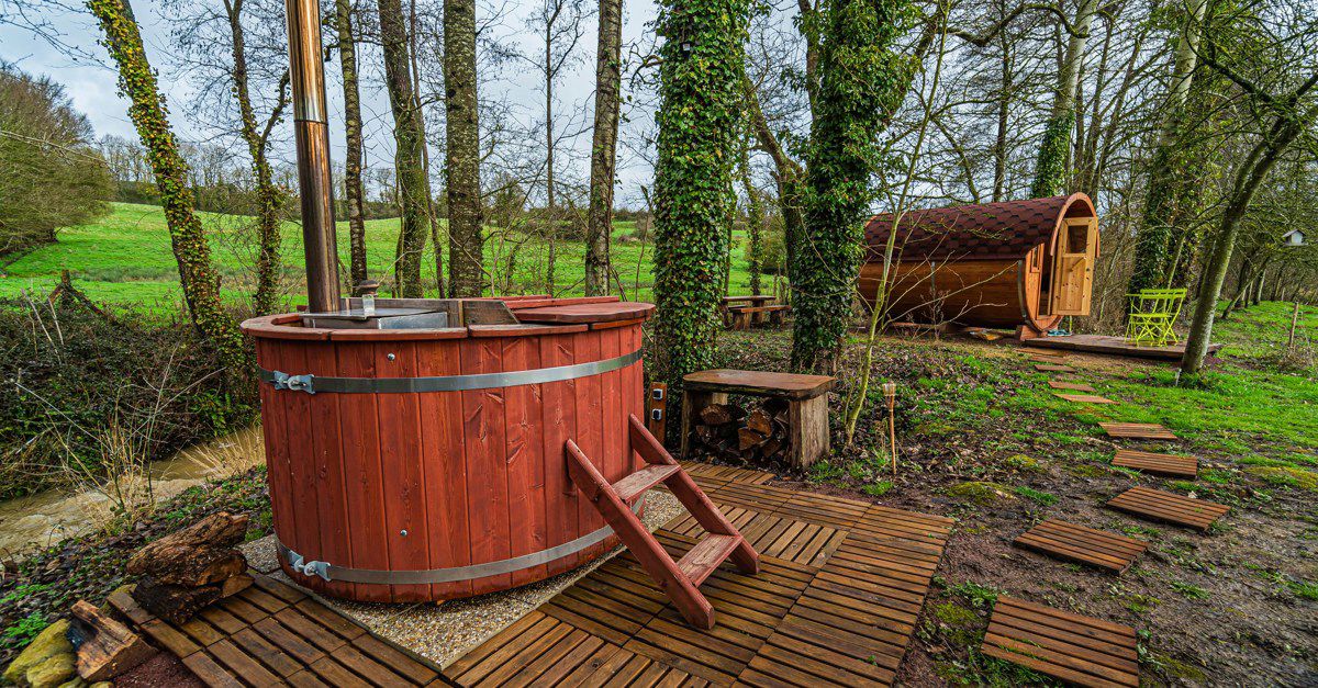 350+ Campsites with Hot Tubs