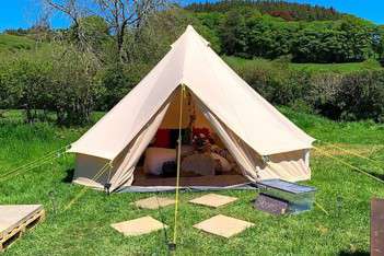 Glampio Ty Cerrig Glamping in Corwen, Conwy - book online now