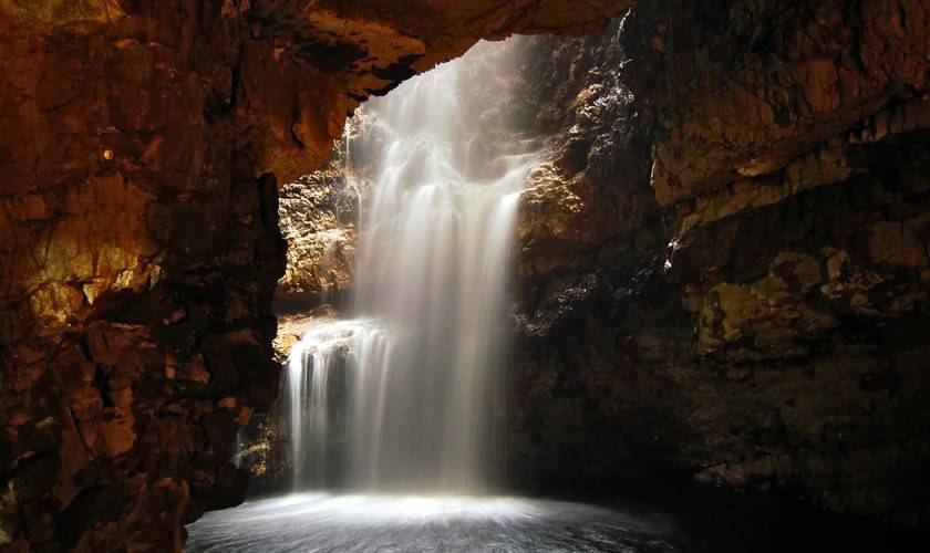 5 reasons you must visit Smoo Cave in the Highlands