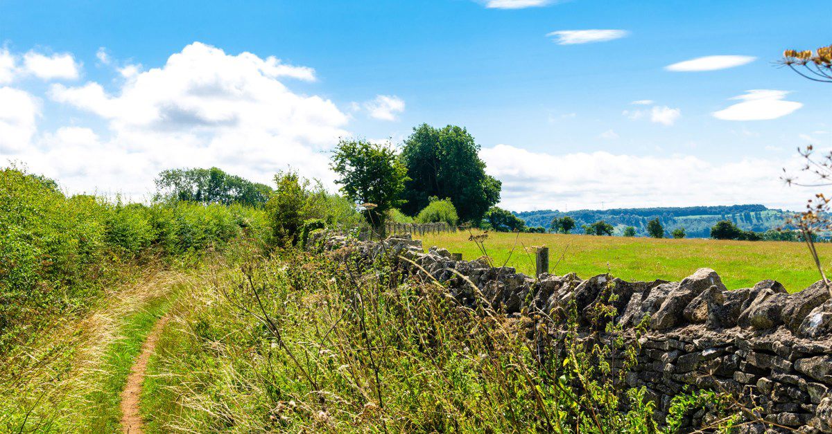 7 campsites on the Cotswold Way Best camping on the Cotswold Way