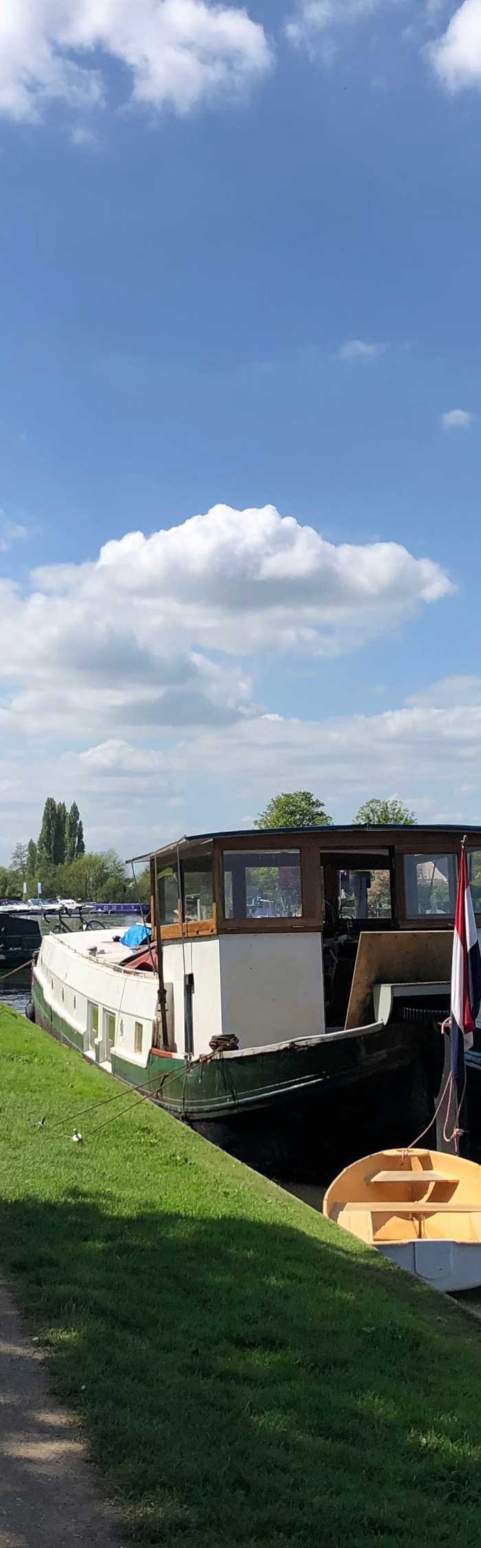 81/83 High Street, Surrey, KT12 1DU 81/83 High Street, Surrey, KT12 1DU