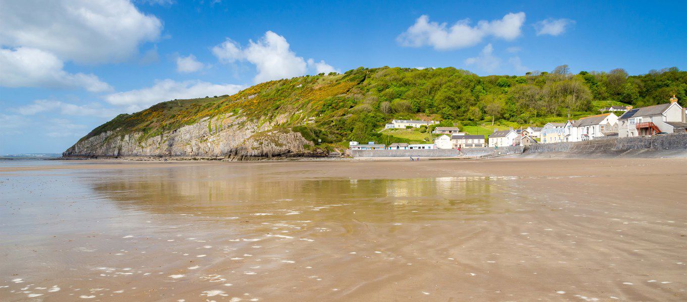 Pendine campsites Best camping in Pendine, Carmarthenshire