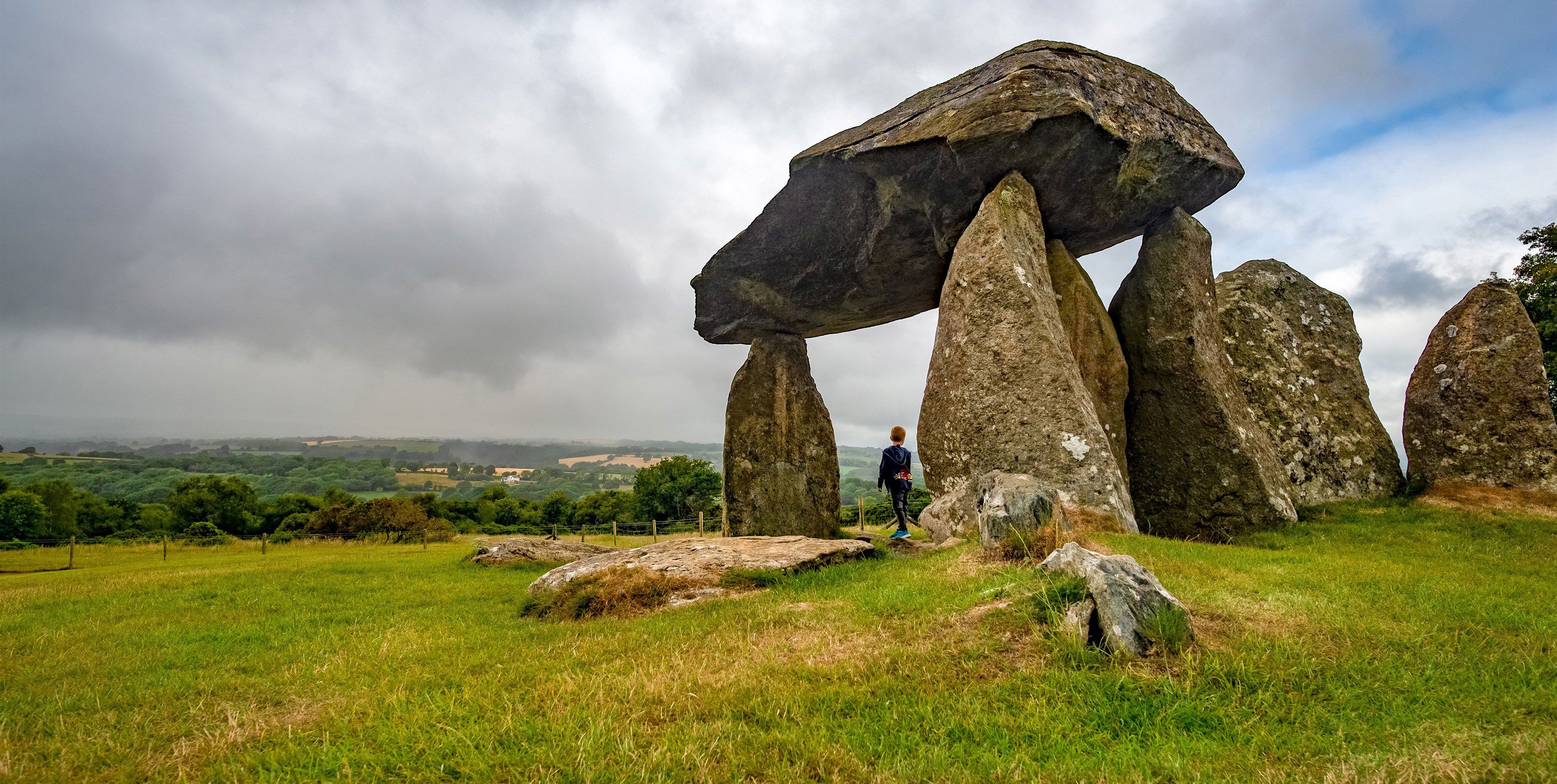 Campsites with swimming pools in Crymych, Pembrokeshire