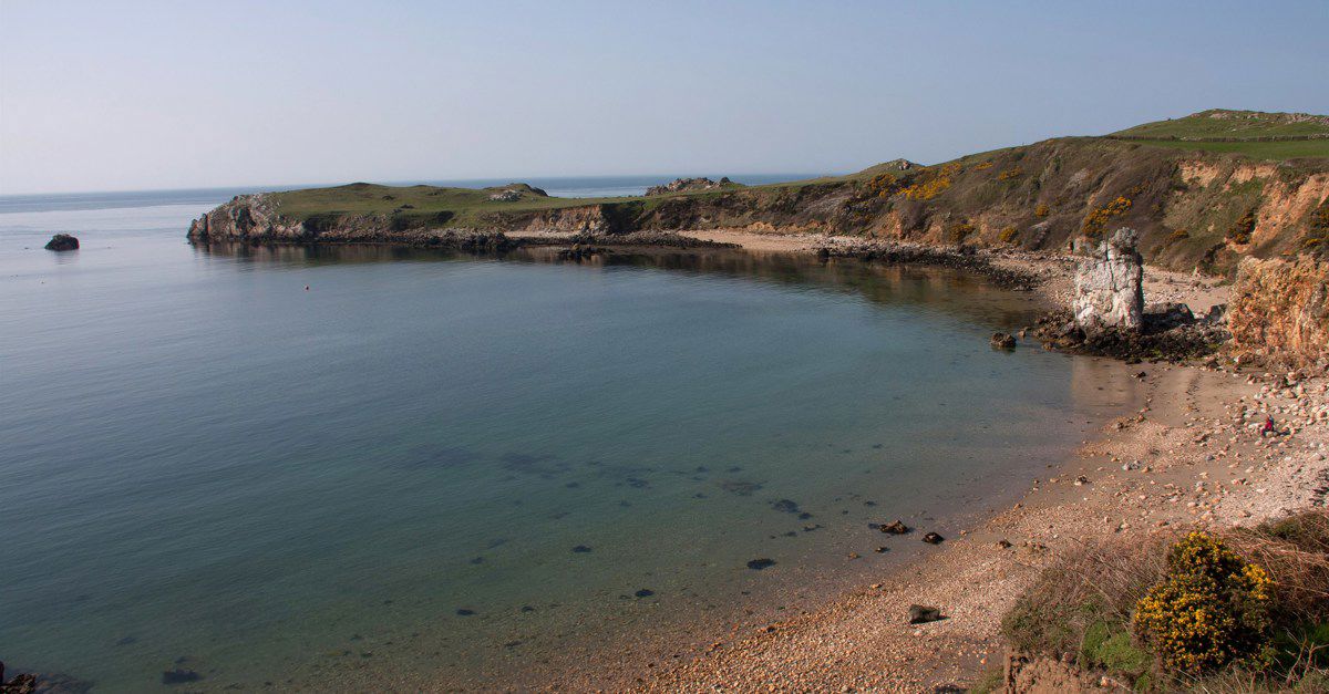 Campsites with electric hook up in Bull Bay, Anglesey