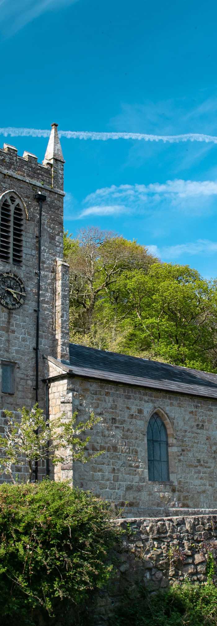 Campsites with swimming pools in Llangefni, Anglesey