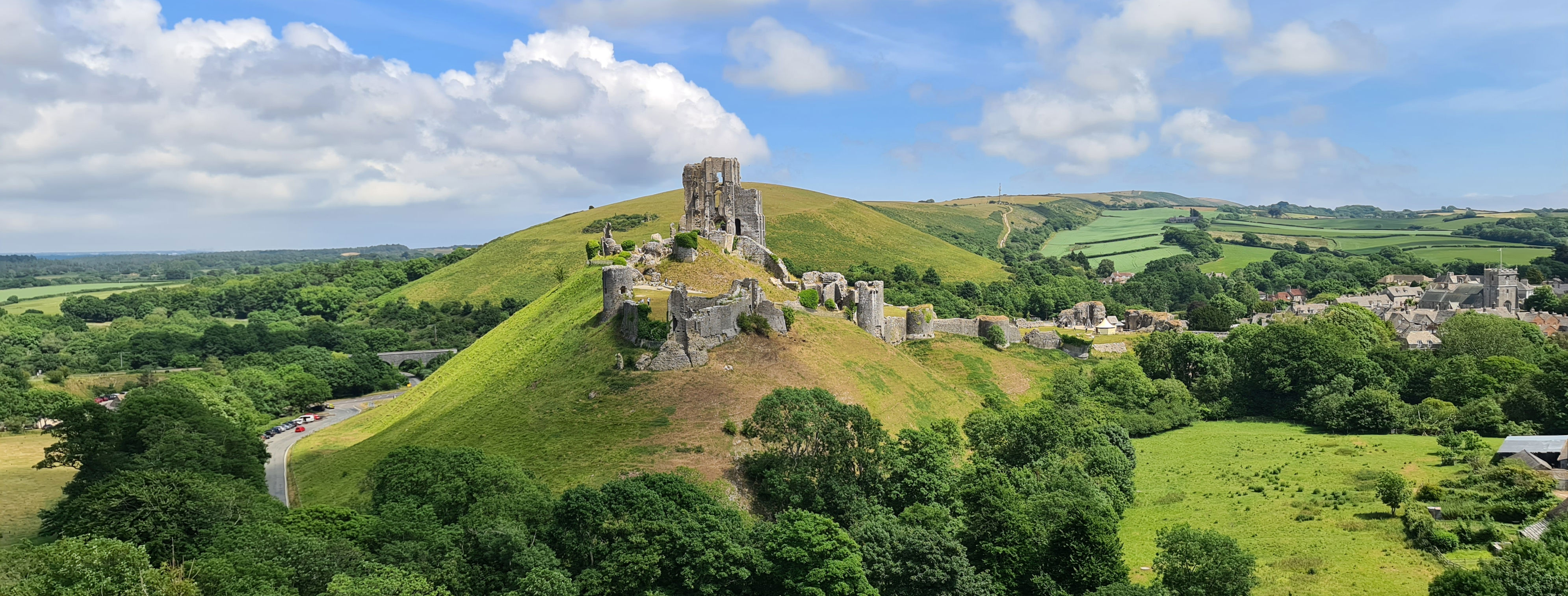Campsites with swimming pools in Corfe Castle, Hardy Way