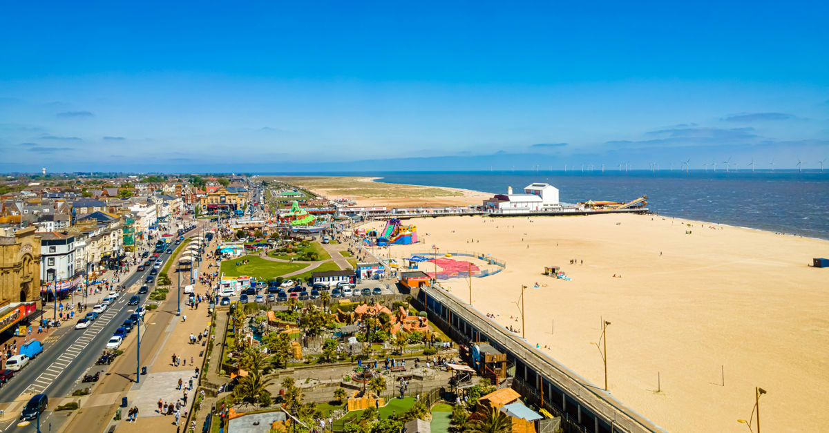 is great yarmouth beach dog friendly