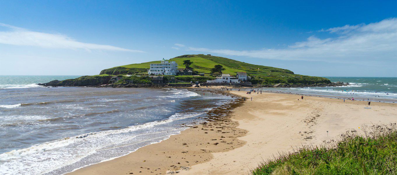 Modbury campsites  Best sites for camping in Modbury, Devon